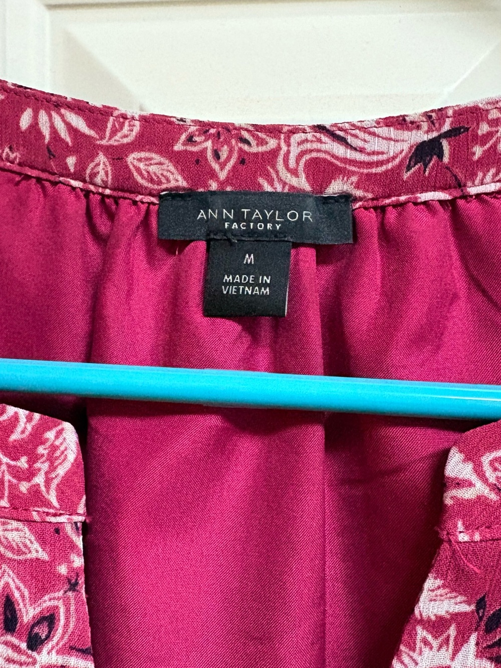 Ann Taylor Factory Fuschia Paisley Dress - Picture 2 of 3